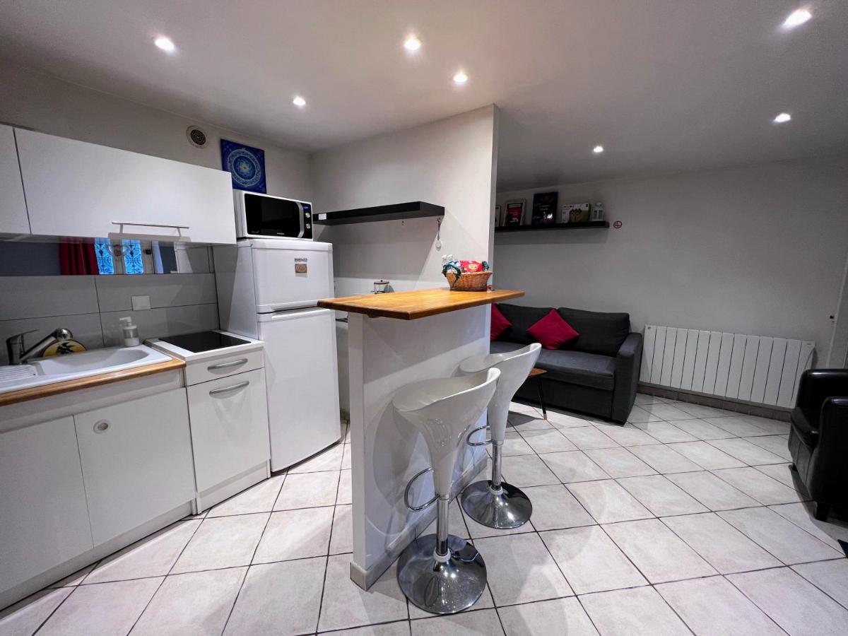 "La Petite Maison" Sainte-Foy-lès-Lyon Esterno foto